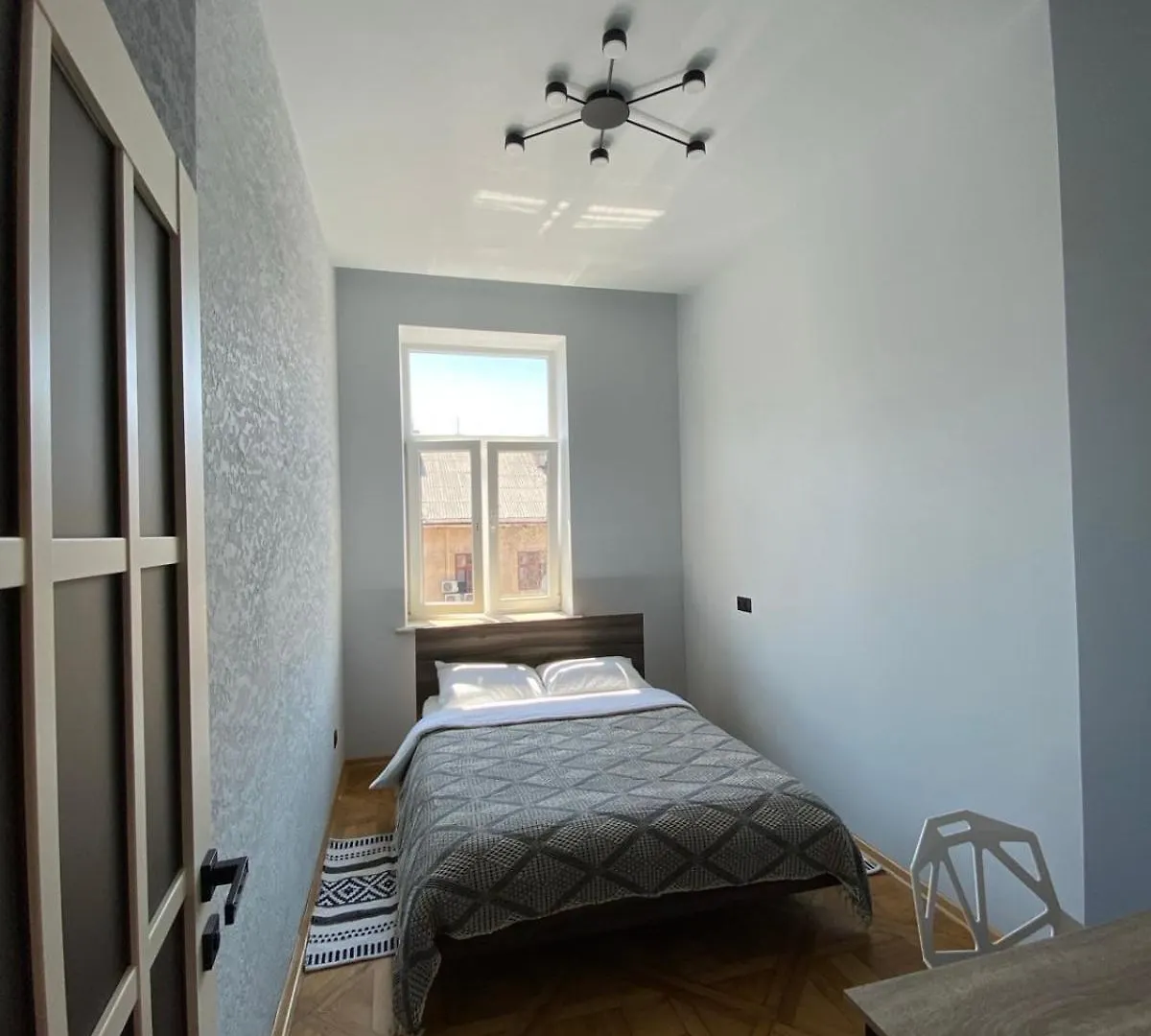 3 Bedrooms Apartment On Nasypna 3 Lviv Ukraine